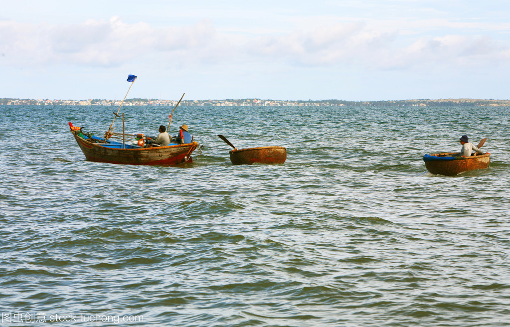 一葉孤舟的海上獨白